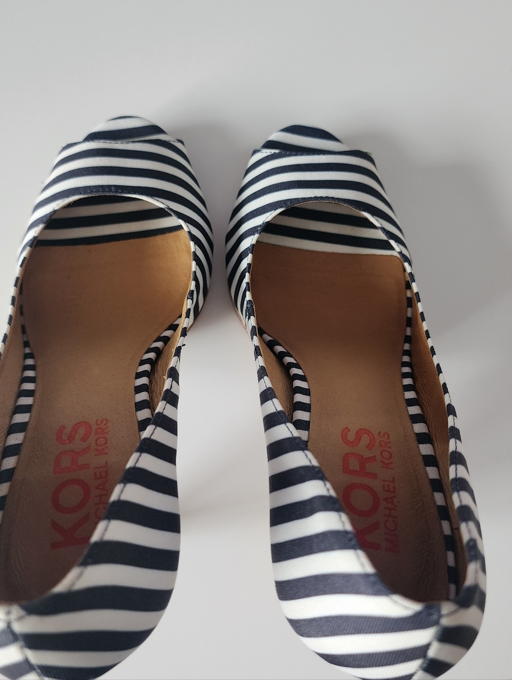 Kors Michael Kors Dubois Peep Toe Pump sz 7.5 Navy/White Cabana Stripe - Picture 7 of 13